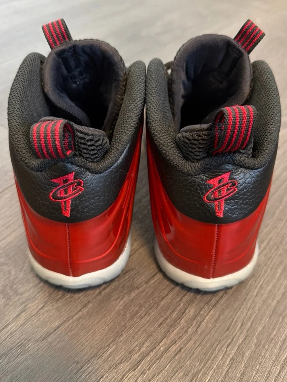 Nike bold red
